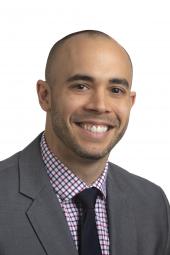 Alexander Fernandez headshot